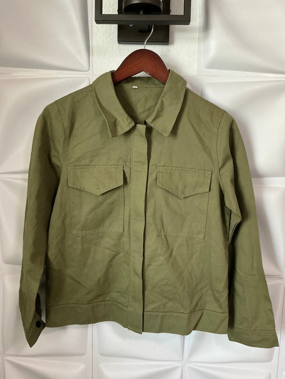 NWOT Army Olive Green Long Sleeve Button Down Utility Shirt Women's Size Small